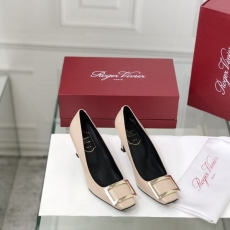 Roger Vivier Shoes